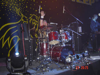 Lee and Phil on stage in Hungary