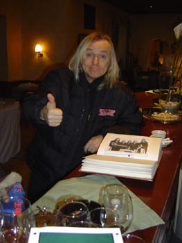 Signing the guest book at 4.15am