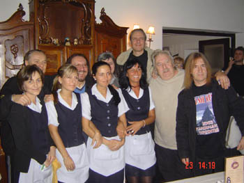 The girls who served us lunch  01