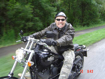 Bernie on bike 06 076
