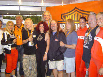 Heep with organisers 01 058