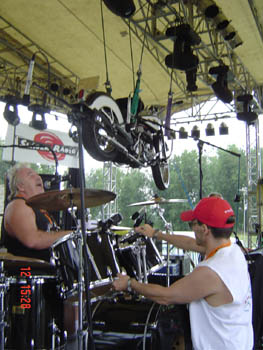 Lee Peter and a Harley on Stage 042