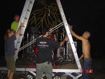 rigging the lights