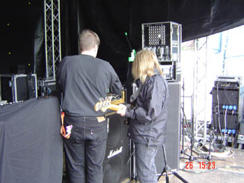 Trev & Dave go through the routine 029
