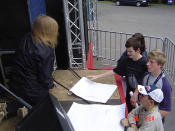 Trevor siging autographs 034