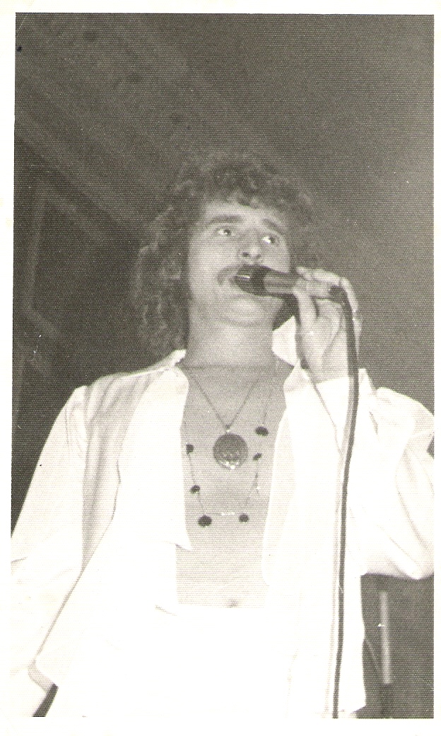 Picture 015.jpg - David  Byron November 25 1975 Newcastle UK