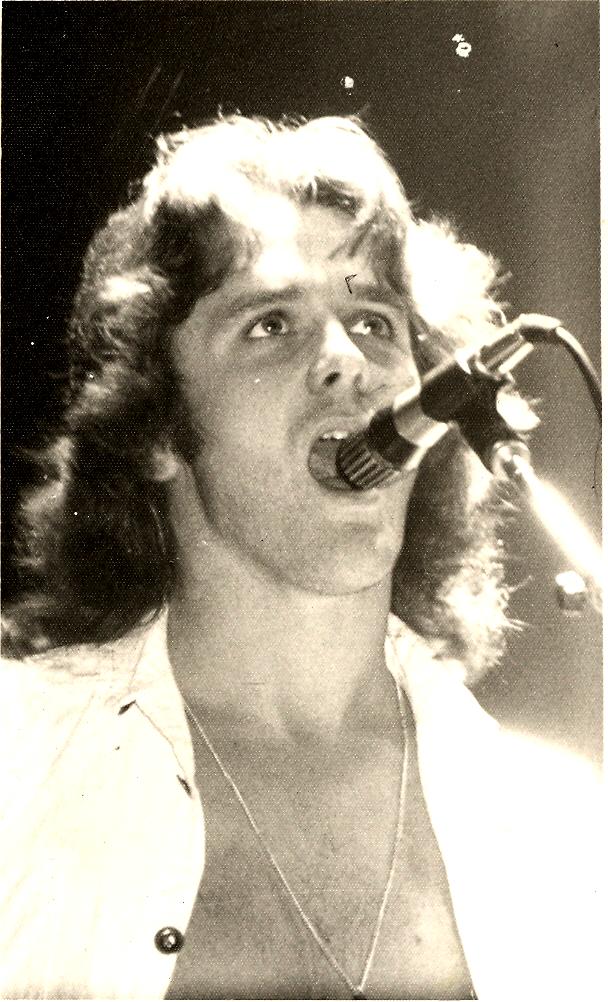 uriahheepukslowey_6.jpg - John Wetton Newcastle City Hall June 9th, 1976